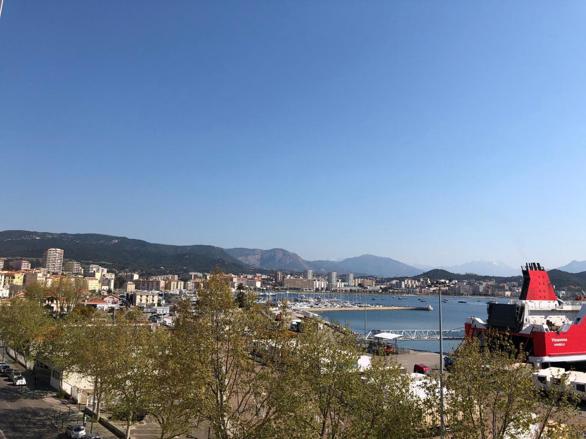 Hotel Le Dauphin Ajaccio  Oda fotoğraf