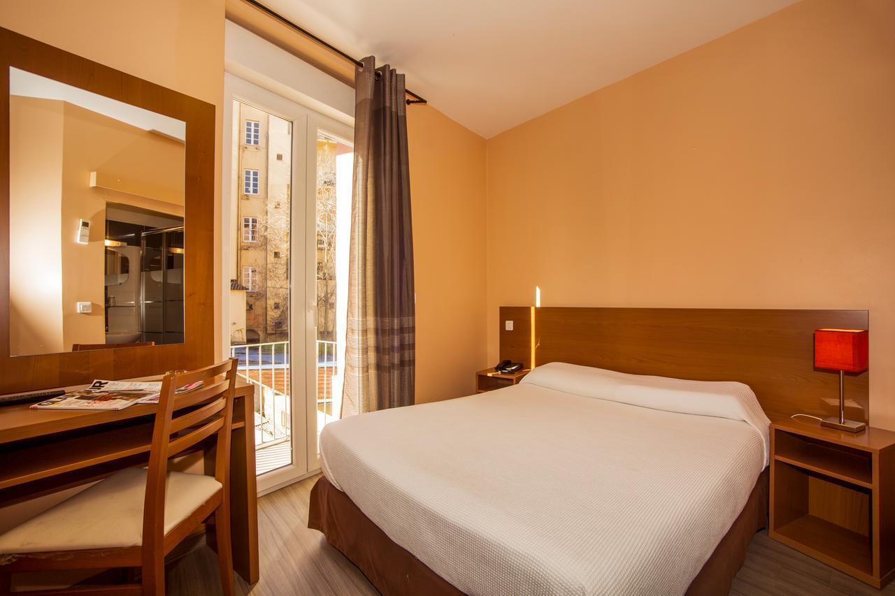 Hotel Le Dauphin Ajaccio  Dış mekan fotoğraf
