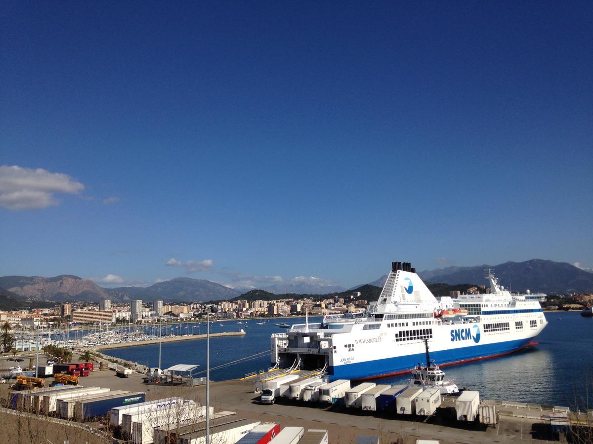 Hotel Le Dauphin Ajaccio  Dış mekan fotoğraf